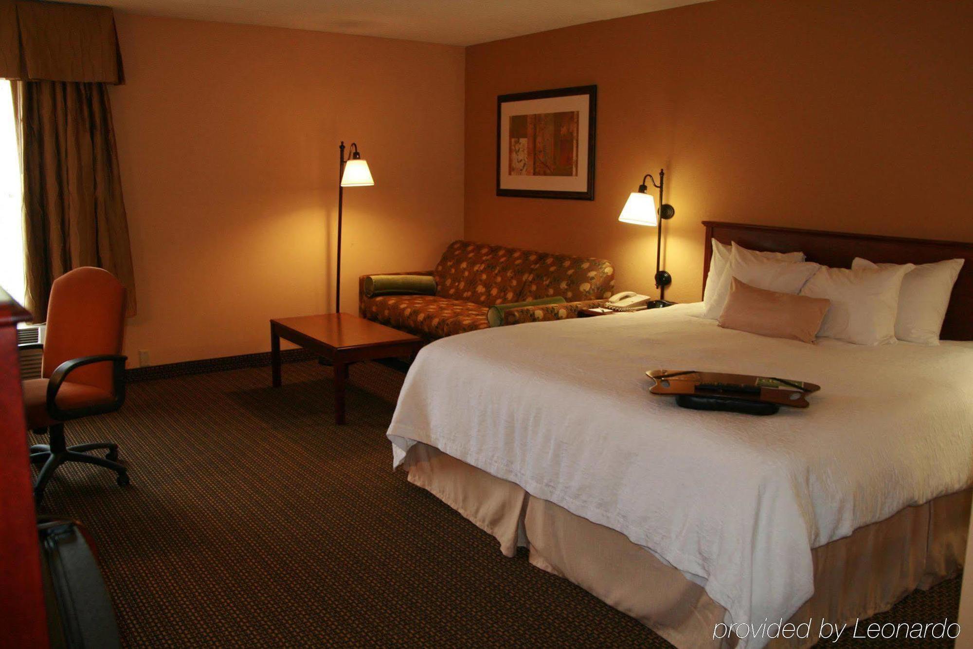 Hampton Inn Lagrange Near Callaway Gardens Oda fotoğraf